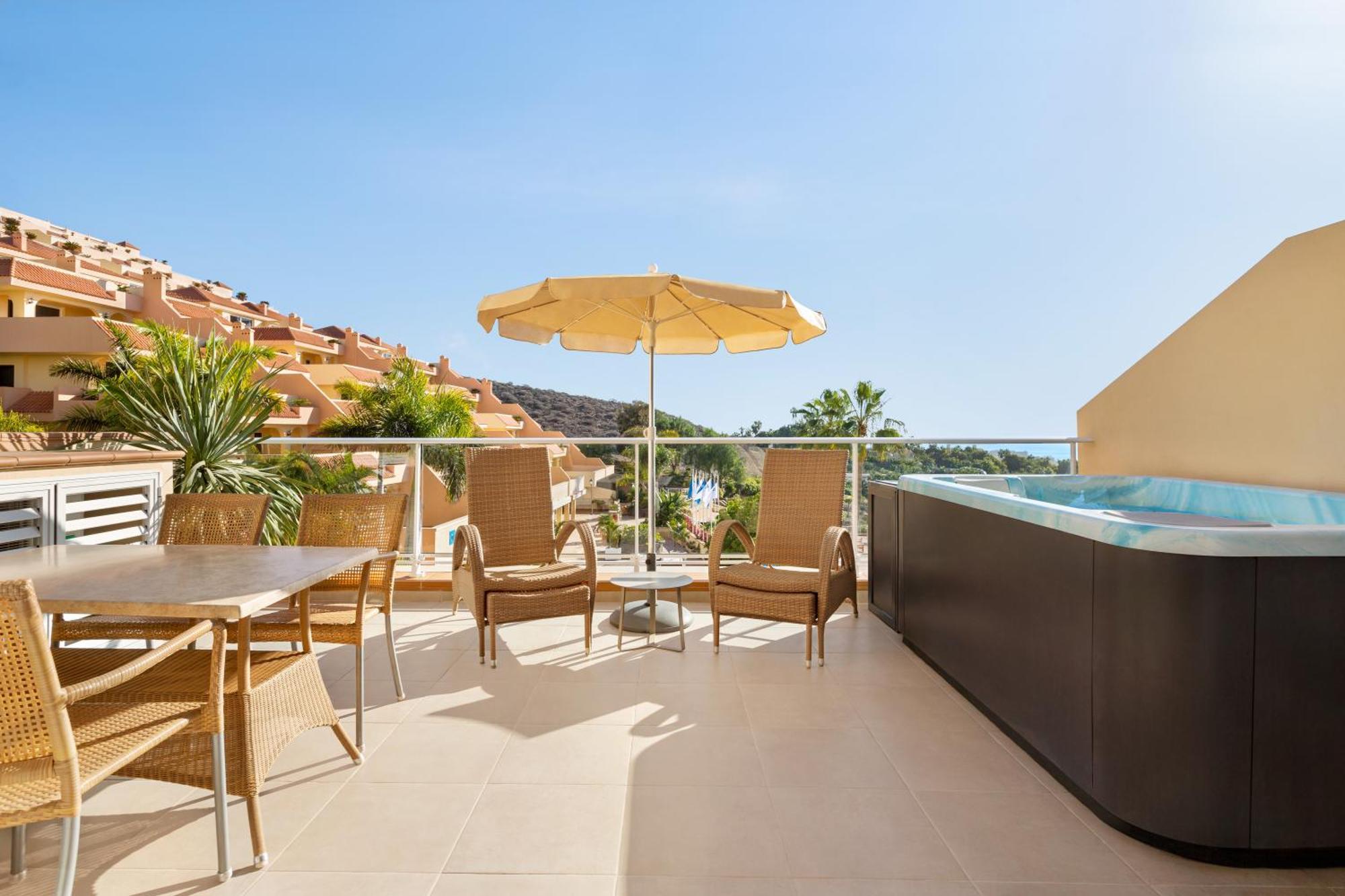 Wyndham Residences Costa Adeje エクステリア 写真